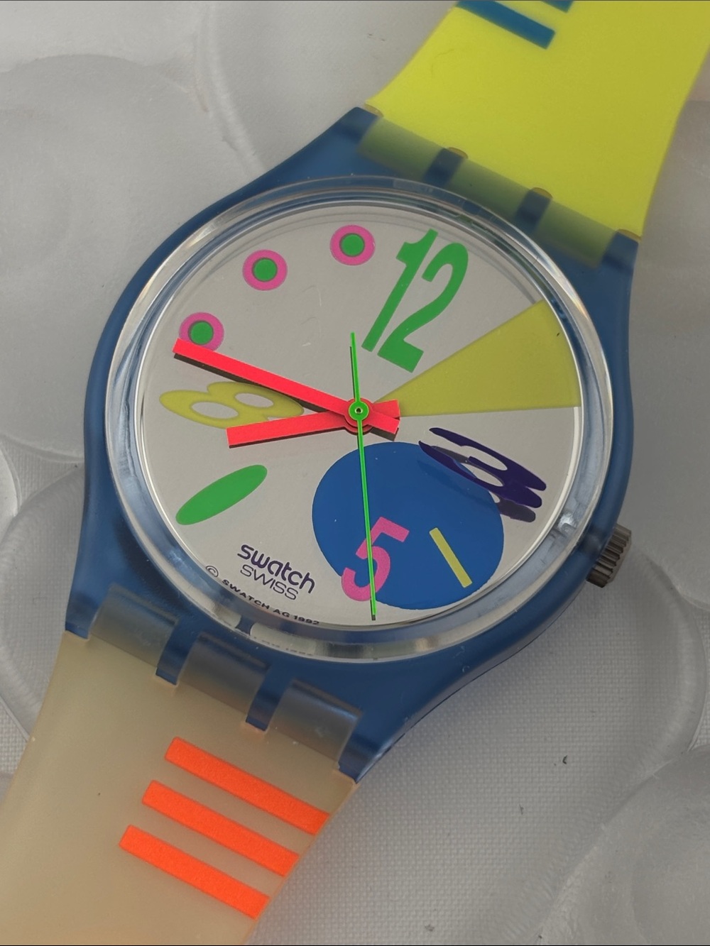 Swatch Watch - GN125 - CRAZY EIGHT
